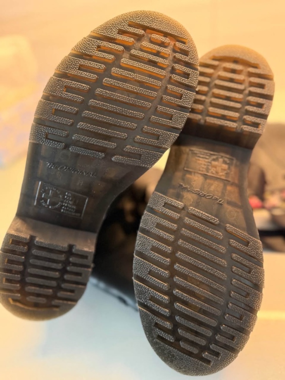 Aimilta Dr. Marten Boots - Picture 5 of 5